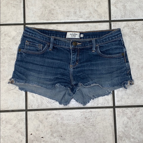 Abercrombie & Fitch Pants - Abercrombie Shorts